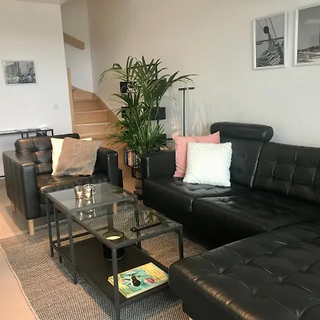 Cousteau - Terras, Zeezicht, Marina