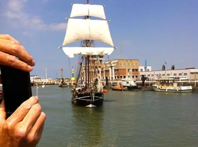 Cousteau - Terras, Zeezicht, Marina アパート オステンド